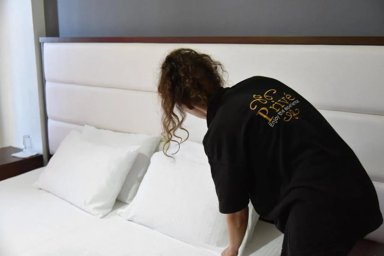 Prive City Hotel Sarande