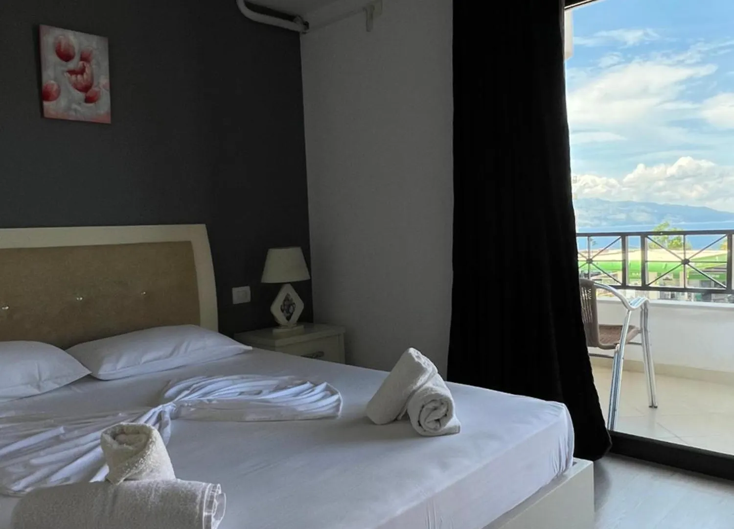 Prive City Hotel Sarande 4*,