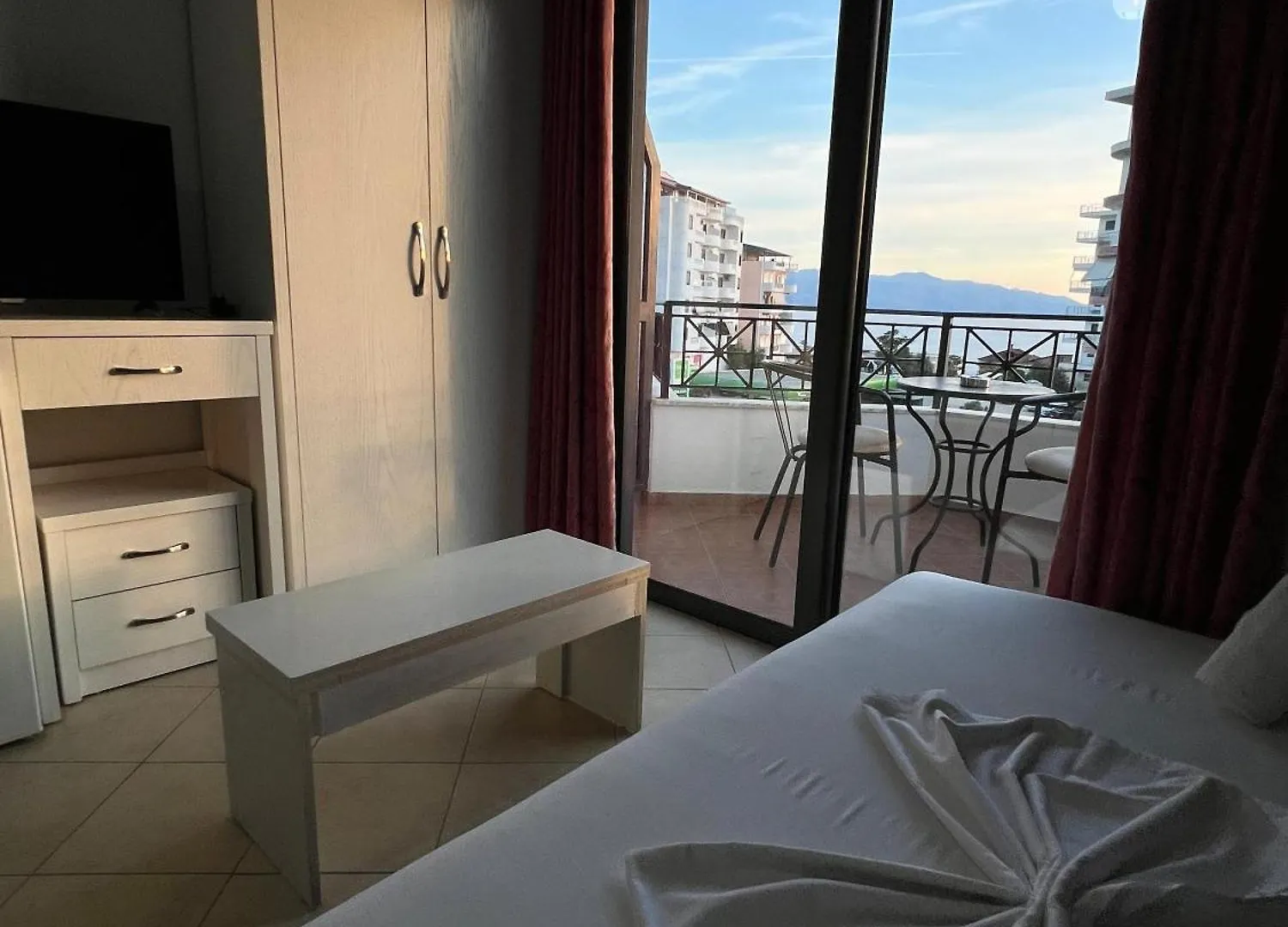 Prive City Hotel Sarande