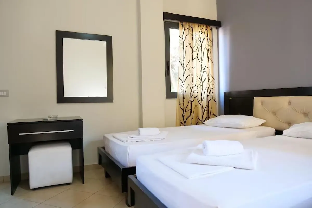 Prive City Hotel Sarande