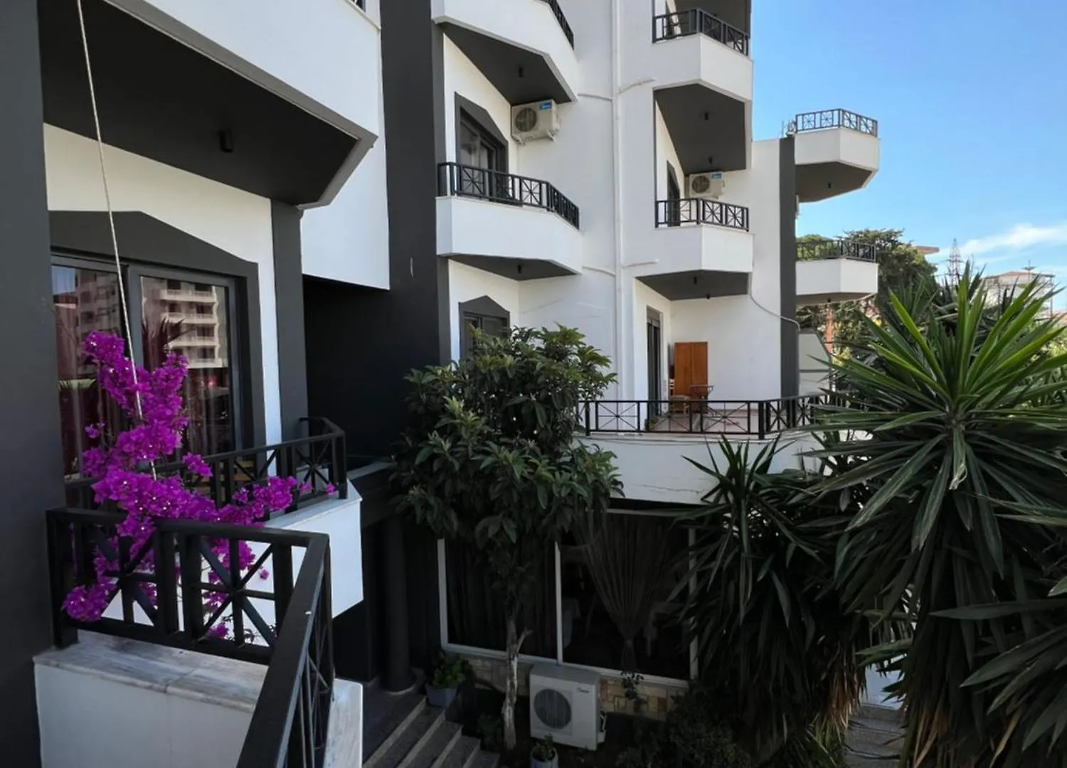 Prive City Hotel Sarande