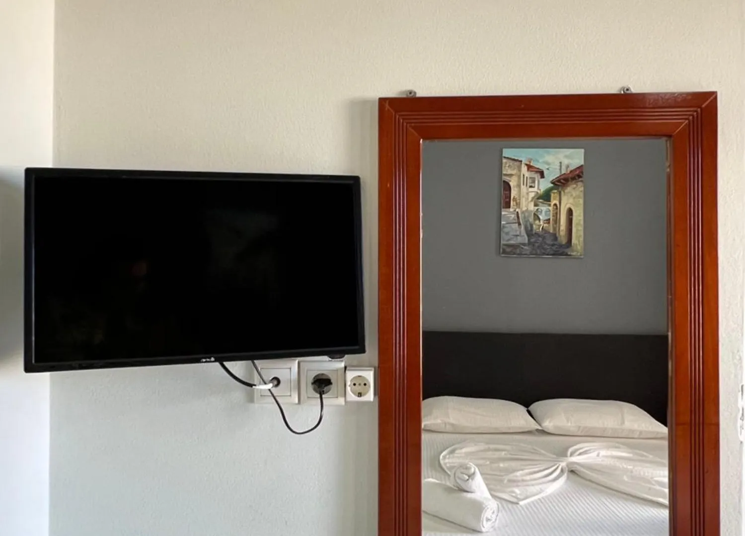 Prive City Hotel Sarande 4*,