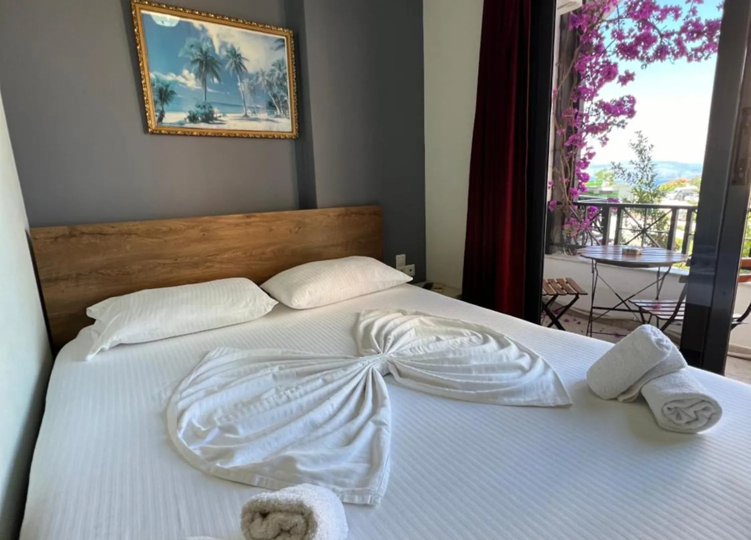 Prive City Hotel Sarande