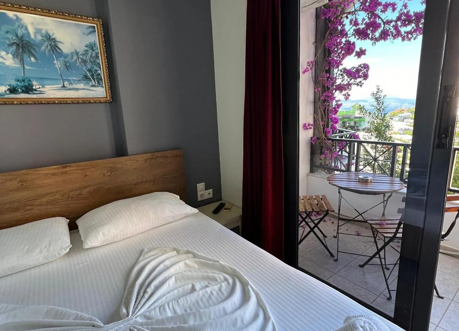 Prive City Hotel Sarande 4*,