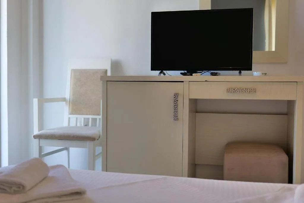 Prive City Hotel Sarande