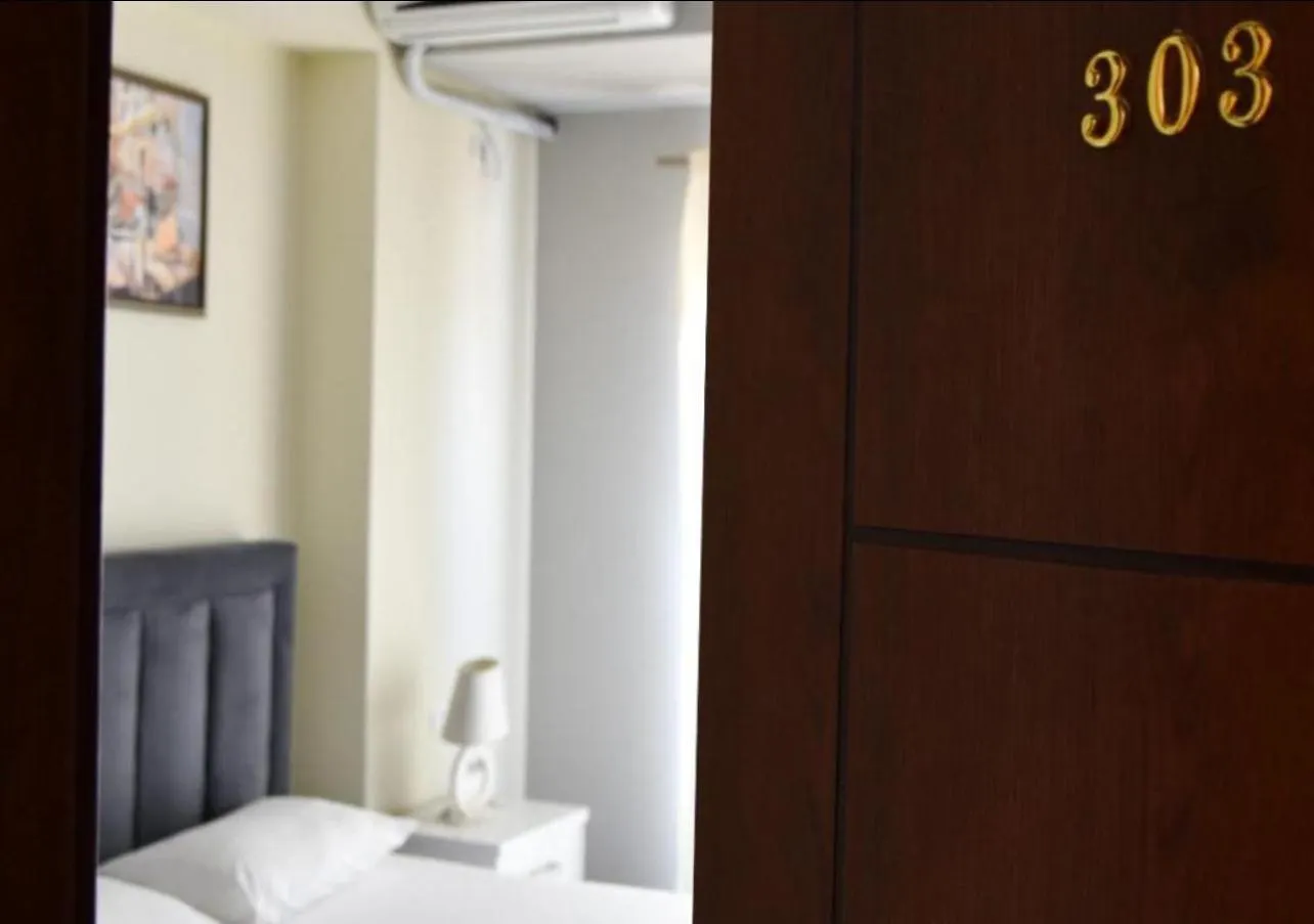 Prive City Hotel Sarande