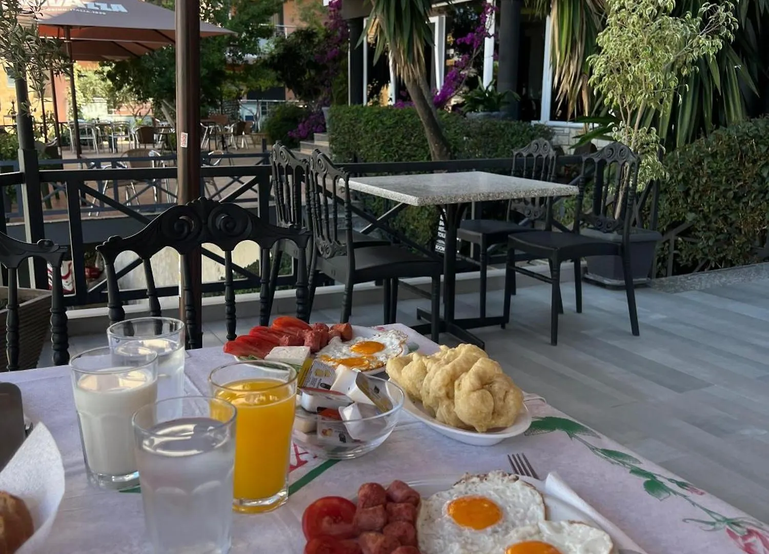 Prive City Hotel Sarande
